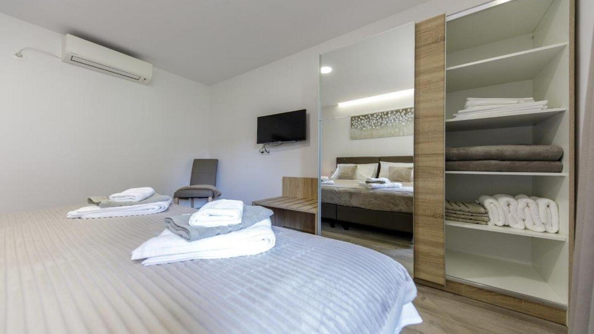Apartments Mi&Ni Cavtat Szoba fotó